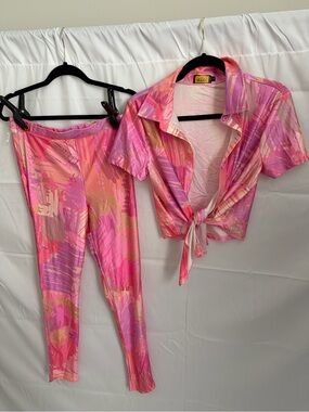 Multicolor 2 piece top and bottom